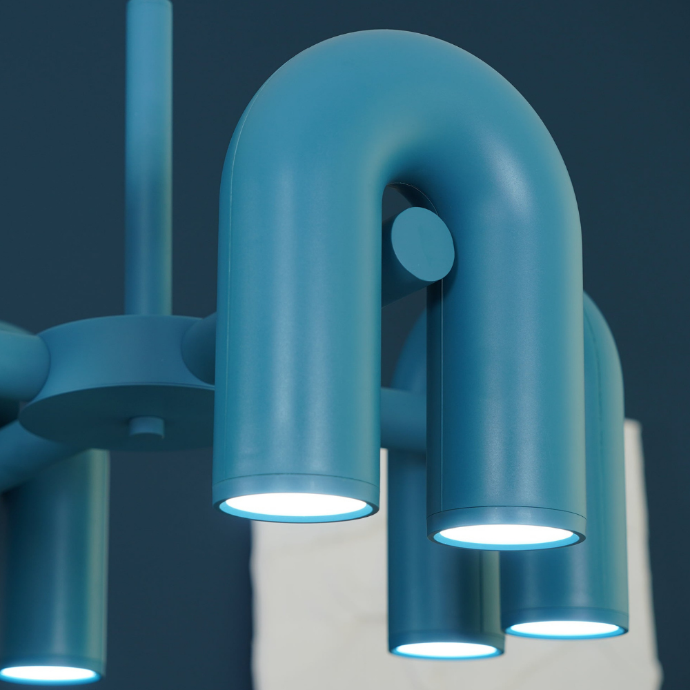 Moderner U-förmiger modularer Kronleuchter – skulpturale Bogen-Röhren-Pendelleuchte
