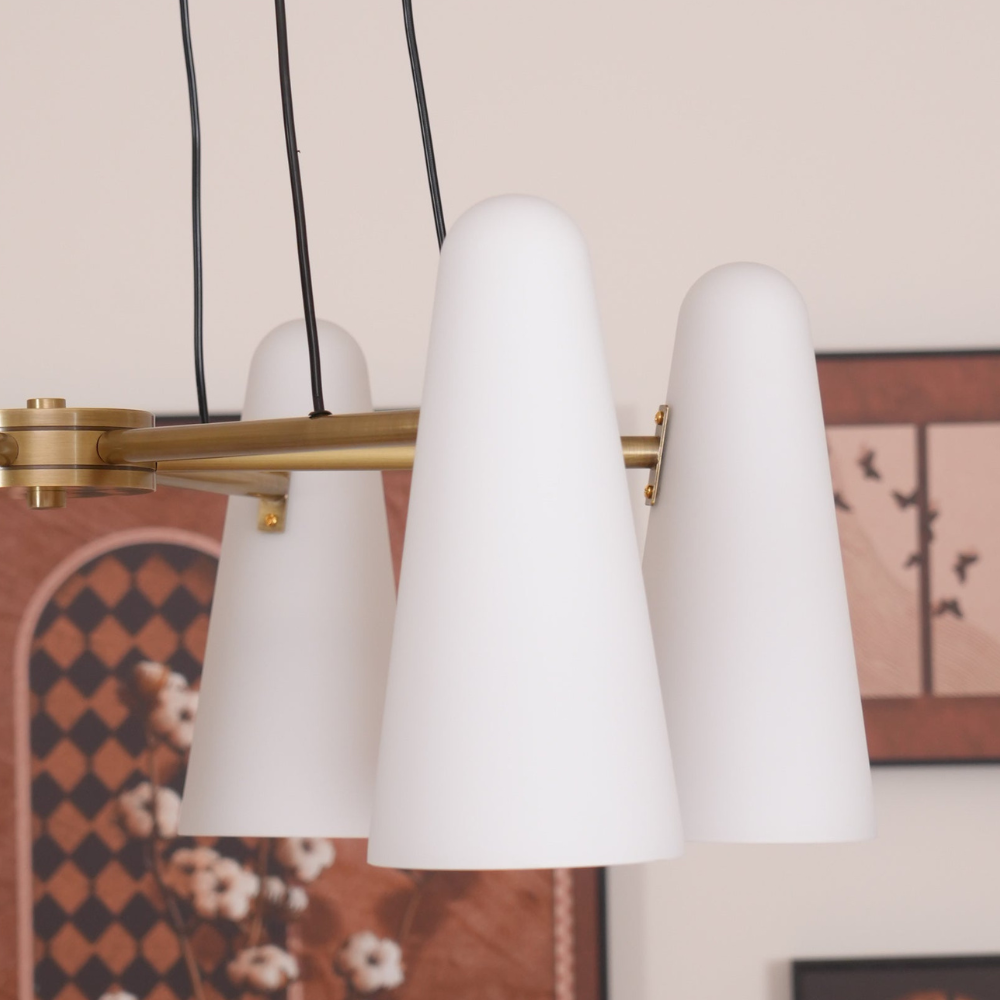 Lustre avec abat-jours en verre conique et cadre métallique - Moderne milieu du siècle