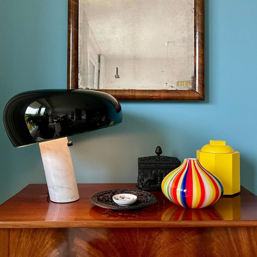 Architektonische Marmor-Basis-Akzentlampe – Minimalistische glänzende Steinsäulenleuchte