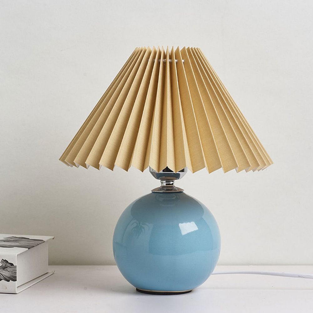 Lampe de table moderne à boule en céramique avec abat-jour plissé en forme de champignon