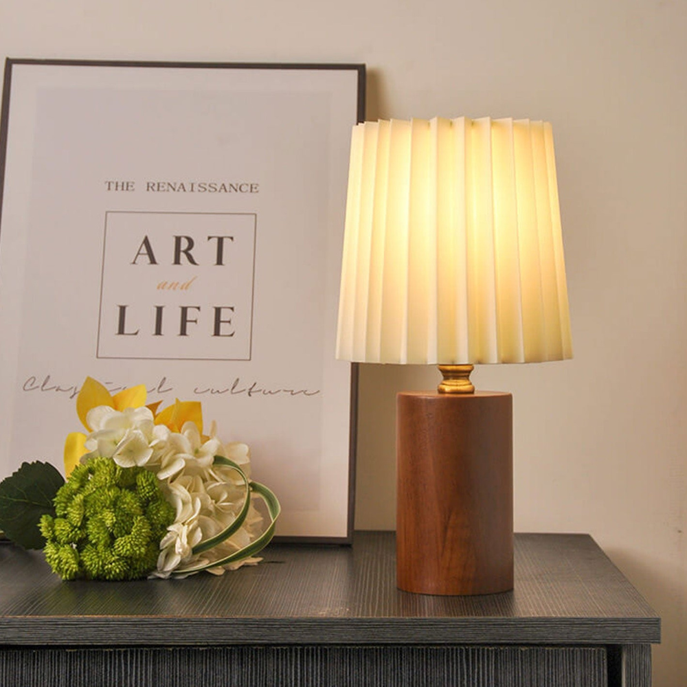 Lampe de table en tissu plissé style milieu du siècle avec socle en bois