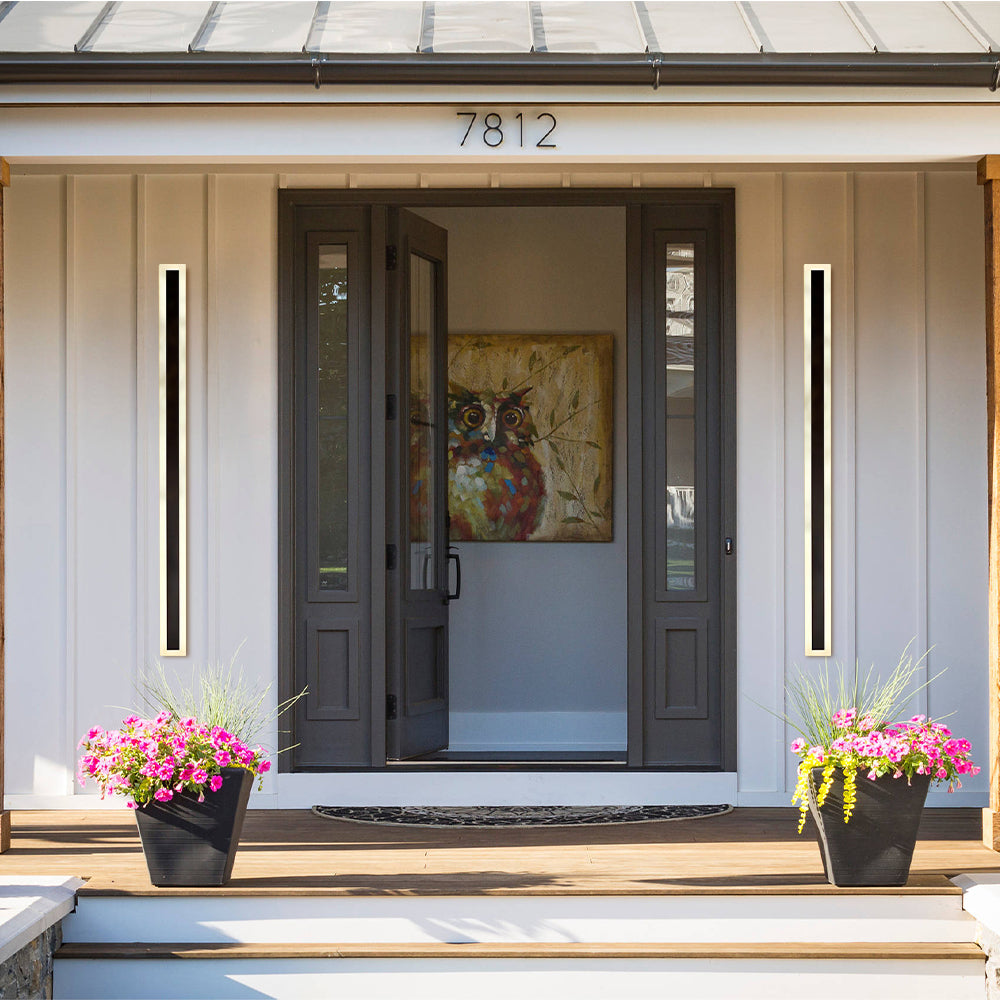 Threshold Outdoor LED Wall Light