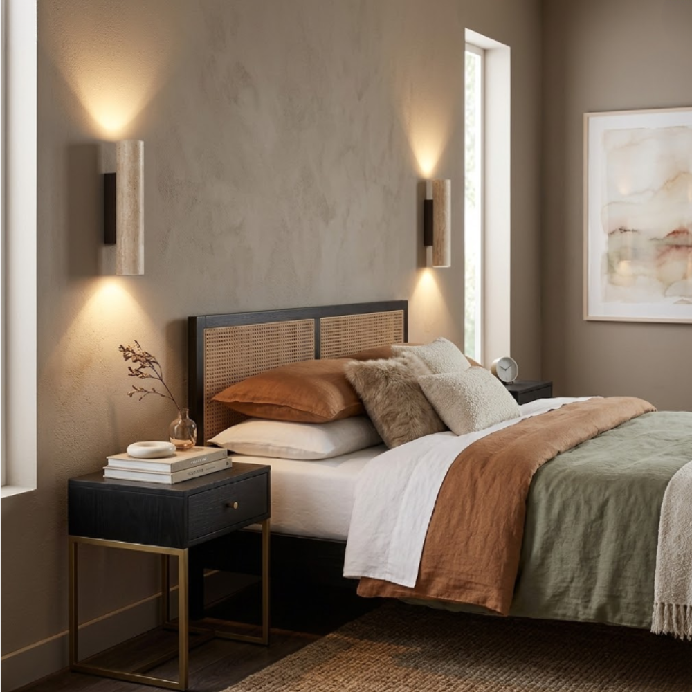 Moderne Travertin-Stein-Wandleuchte – Wabi-Sabi Wandleuchte mit zwei Lichtquellen