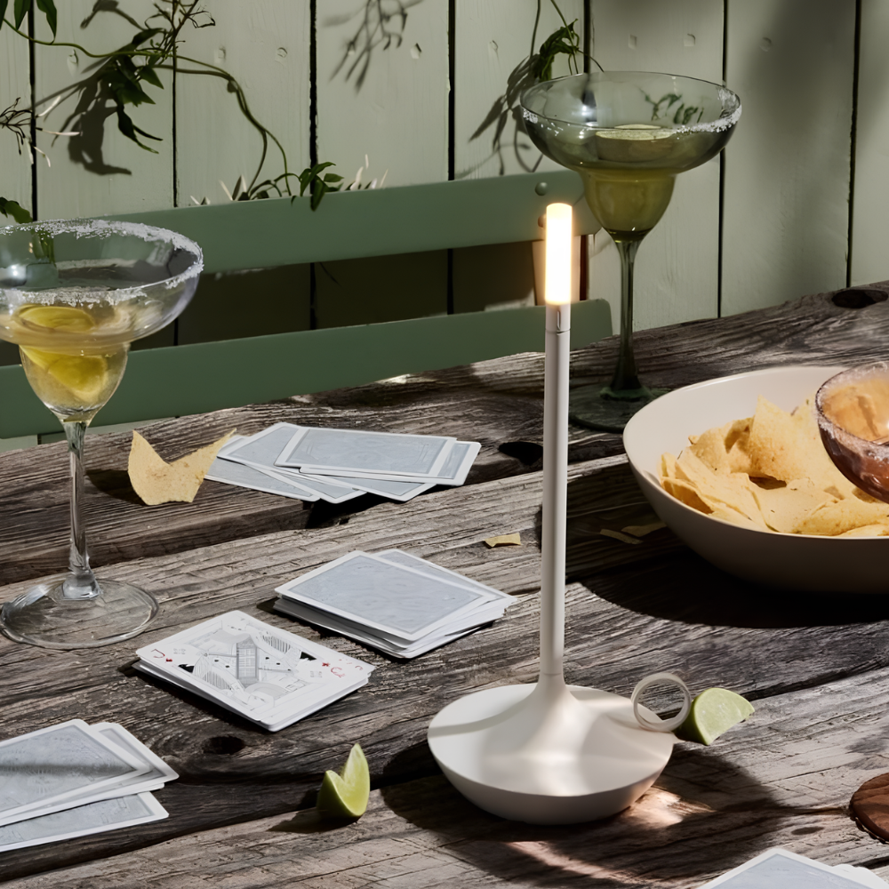 Lampe de bureau à bougeoir avec batterie rechargeable – Veilleuse effilée en aluminium brossé