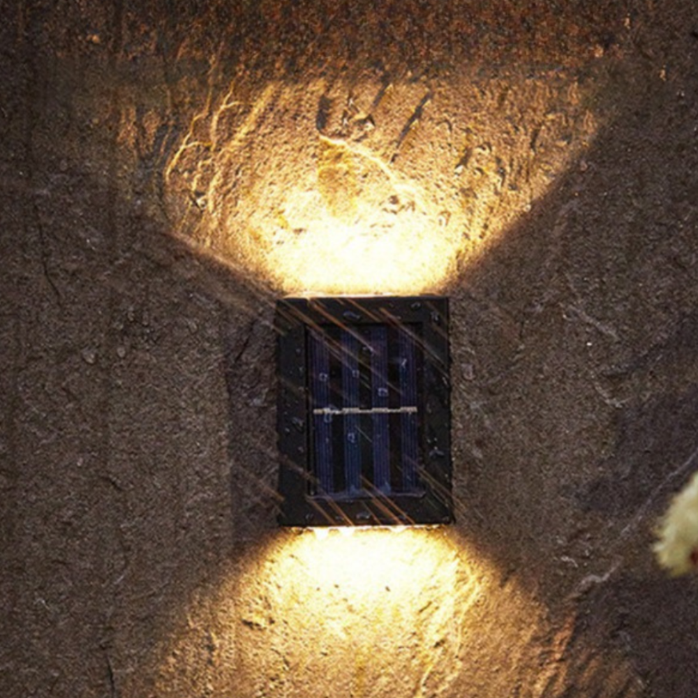 Applique murale extérieure solaire - Lumière de clôture extérieure LED à double faisceau