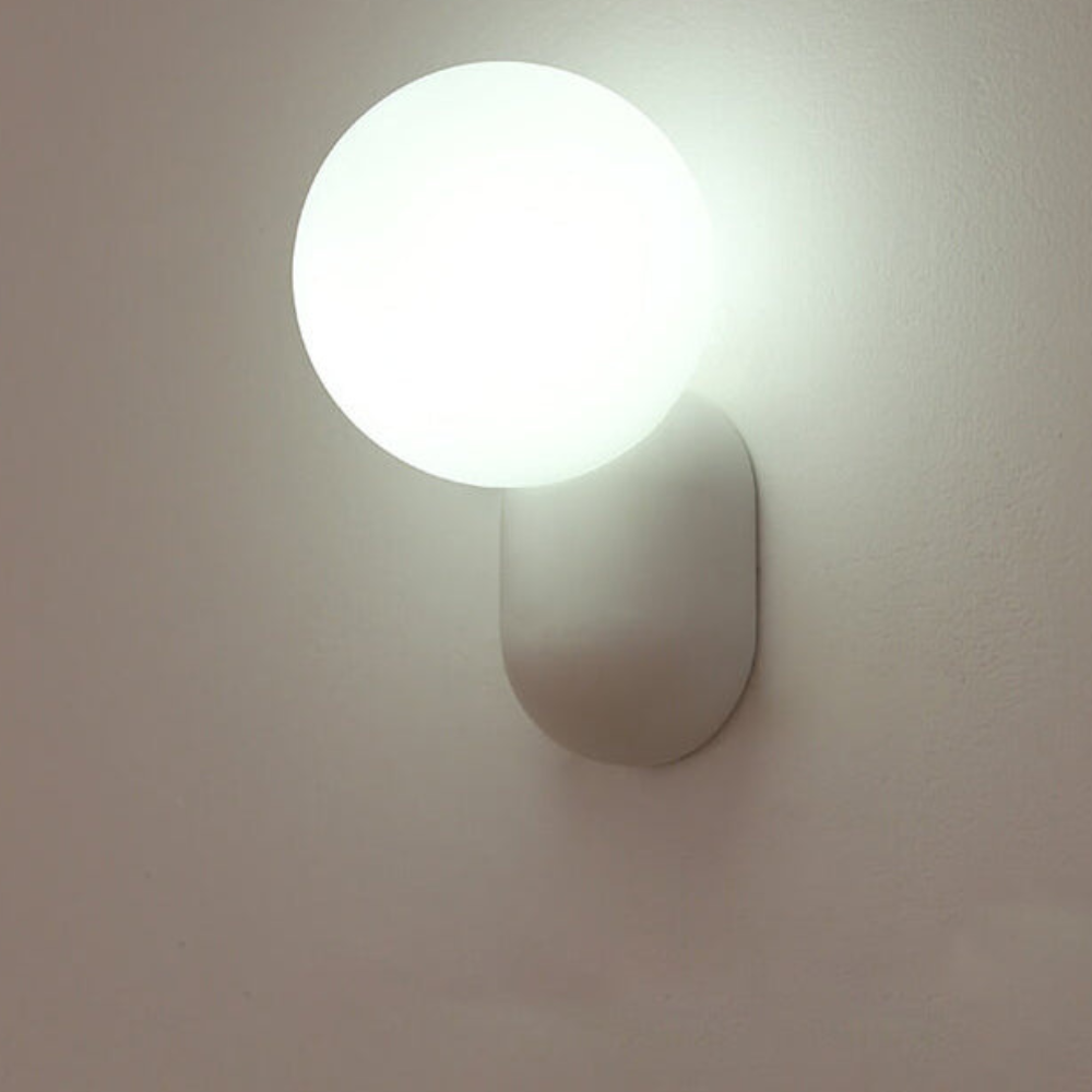 Applique Murale Sphérique en Verre Architecturale - Luminaire Mural Minimaliste Arrondi en Résine
