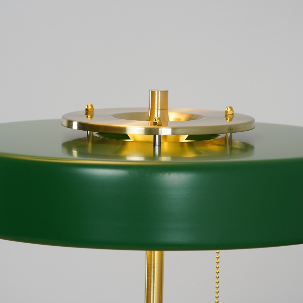 Tischlampe aus gesponnenem Metall mit Zugkette und Acryl-Diffusor – Industrial