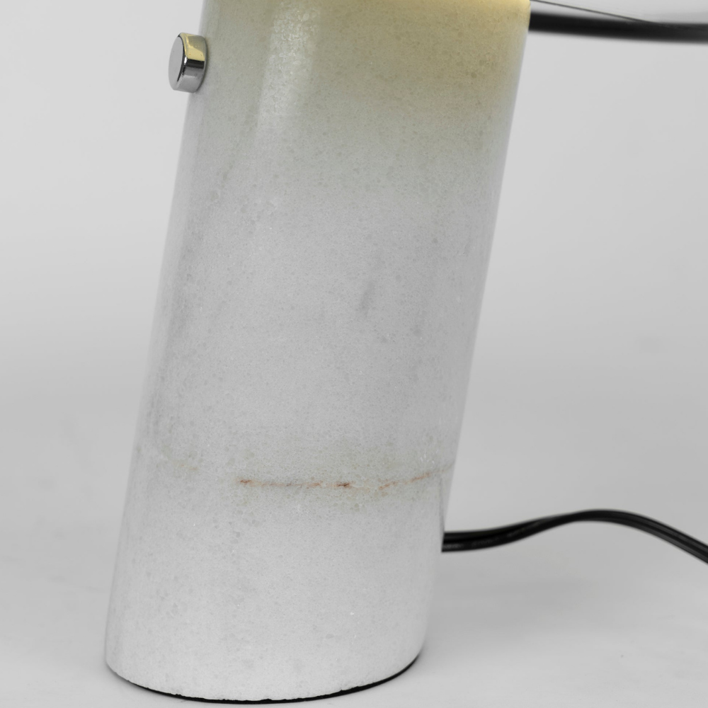 Architektonische Marmor-Basis-Akzentlampe – Minimalistische glänzende Steinsäulenleuchte