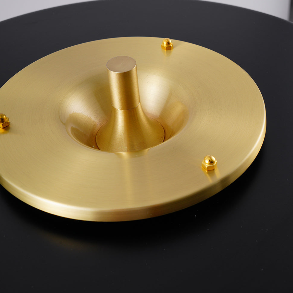 Tischlampe aus gesponnenem Metall mit Zugkette und Acryl-Diffusor – Industrial