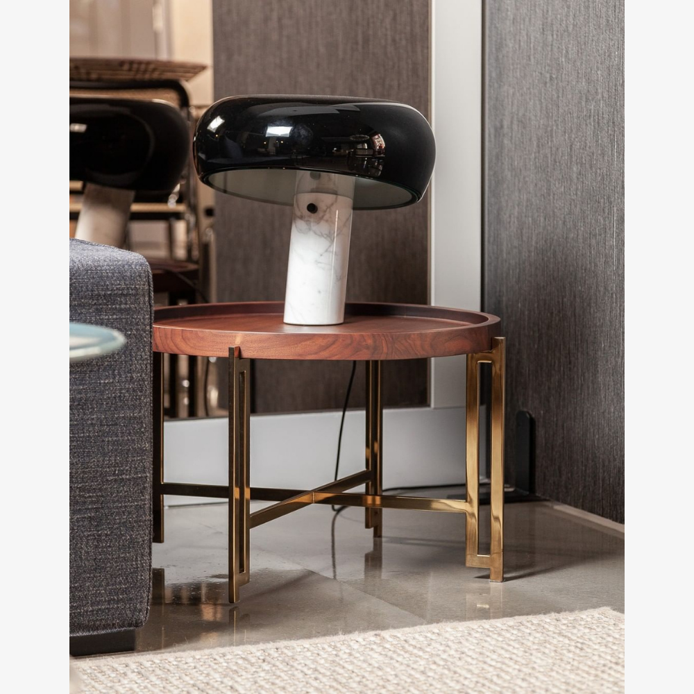 Architektonische Marmor-Basis-Akzentlampe – Minimalistische glänzende Steinsäulenleuchte