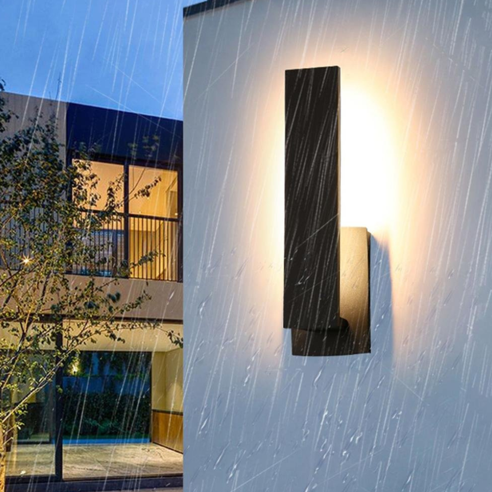 Permanente Außenhausbeleuchtung mit geschichtetem architektonischem Profil – Moderne Wandleuchte