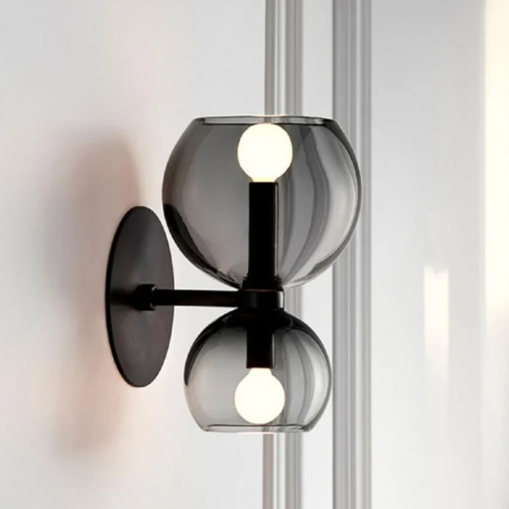 Moderne Sanduhr Glas-Wandleuchte – Geometrische Wandleuchte mit zwei Kugeln