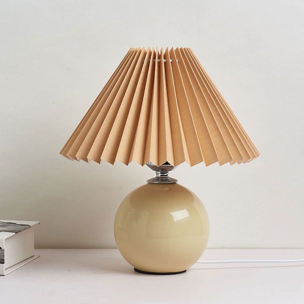 Lampe de table moderne à boule en céramique avec abat-jour plissé en forme de champignon