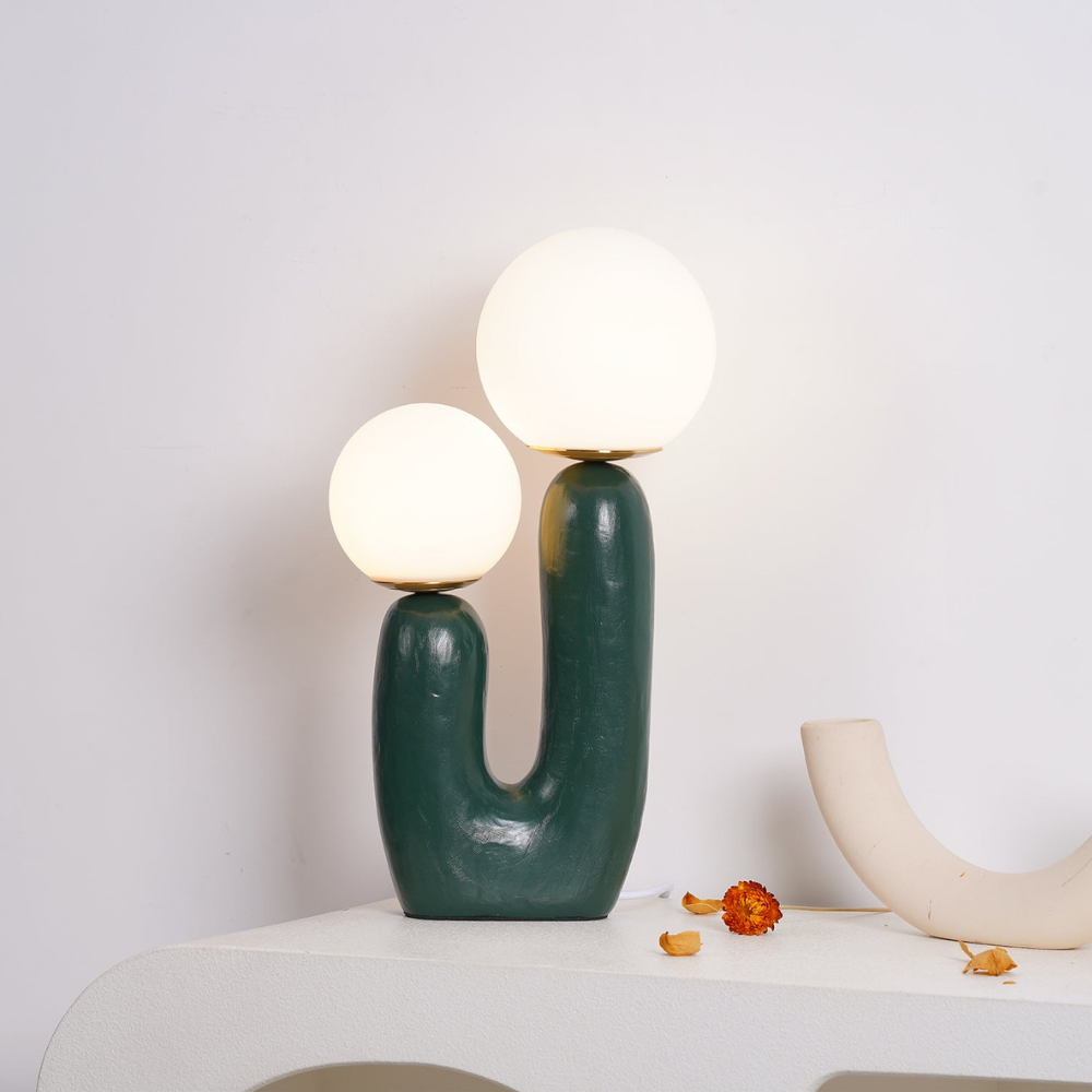 Lampe de table en résine en forme de U de style milieu du siècle avec deux globes en verre