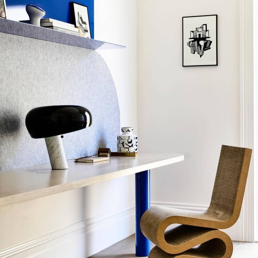 Architektonische Marmor-Basis-Akzentlampe – Minimalistische glänzende Steinsäulenleuchte