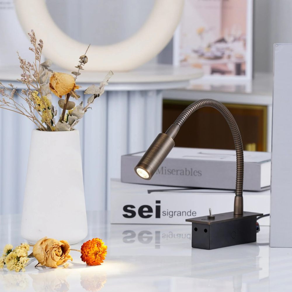 Modern Flexible Gooseneck Wall Light - Minimalist Adjustable Reading Sconce