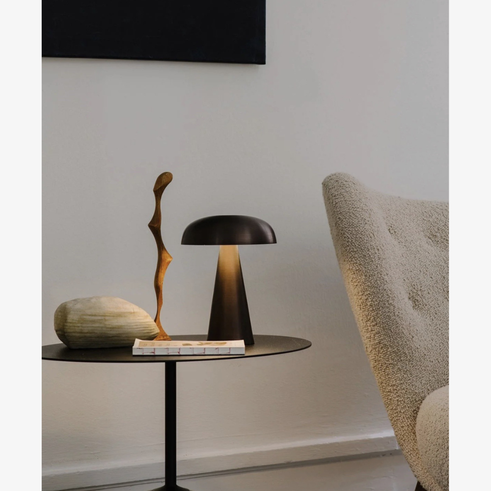 Pilz-Tischlampe mit Metallkuppel-Schirm – Modernes Mid-Century-Design