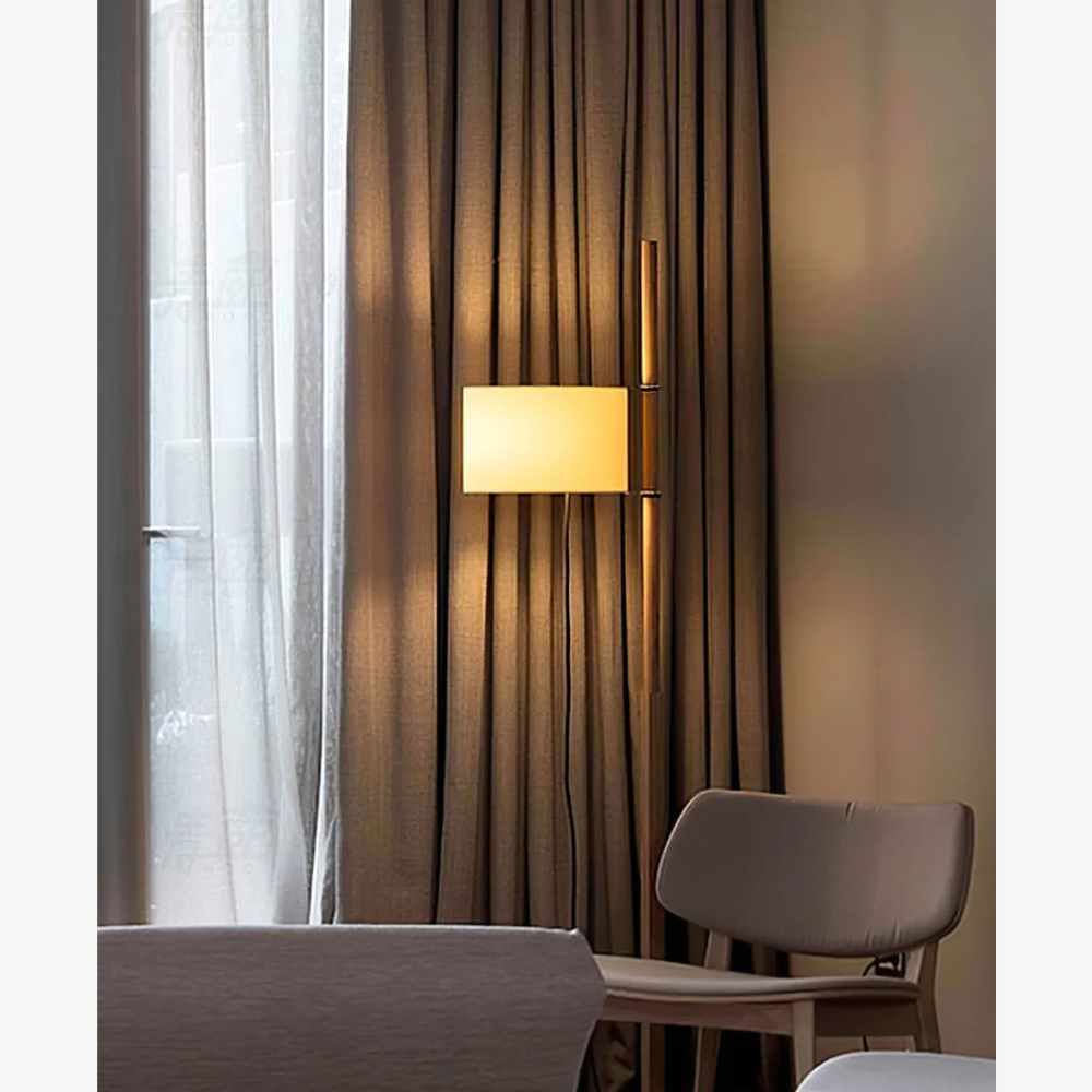 Vintage floor lamp with Fabric Shade and Artisanal Wooden Pole - Contemporary Sconce