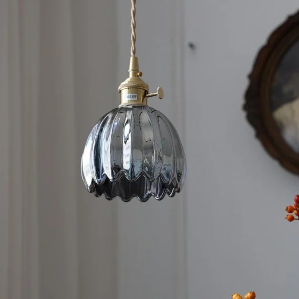 Glashängelampe mit gewelltem Blumen-Schirm – Retro Mid Century