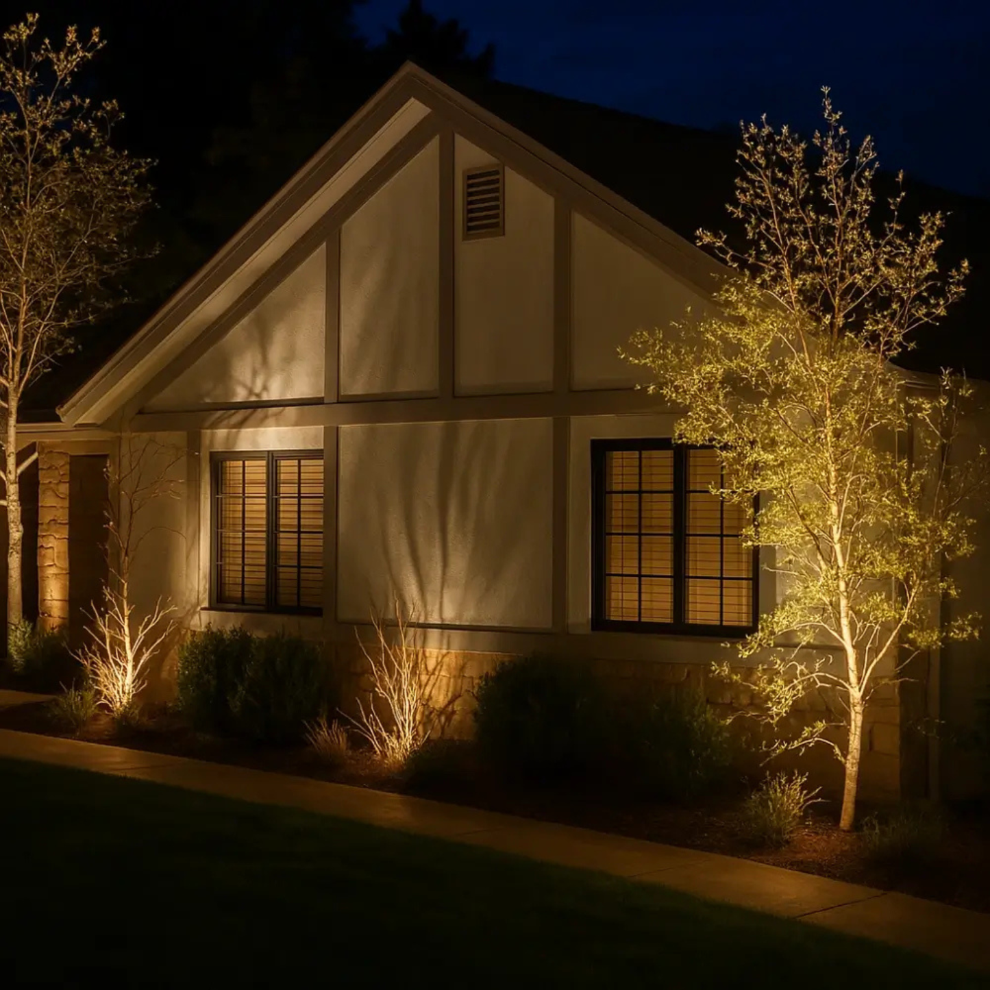 Modern Garden Spotlight - Solar Powered