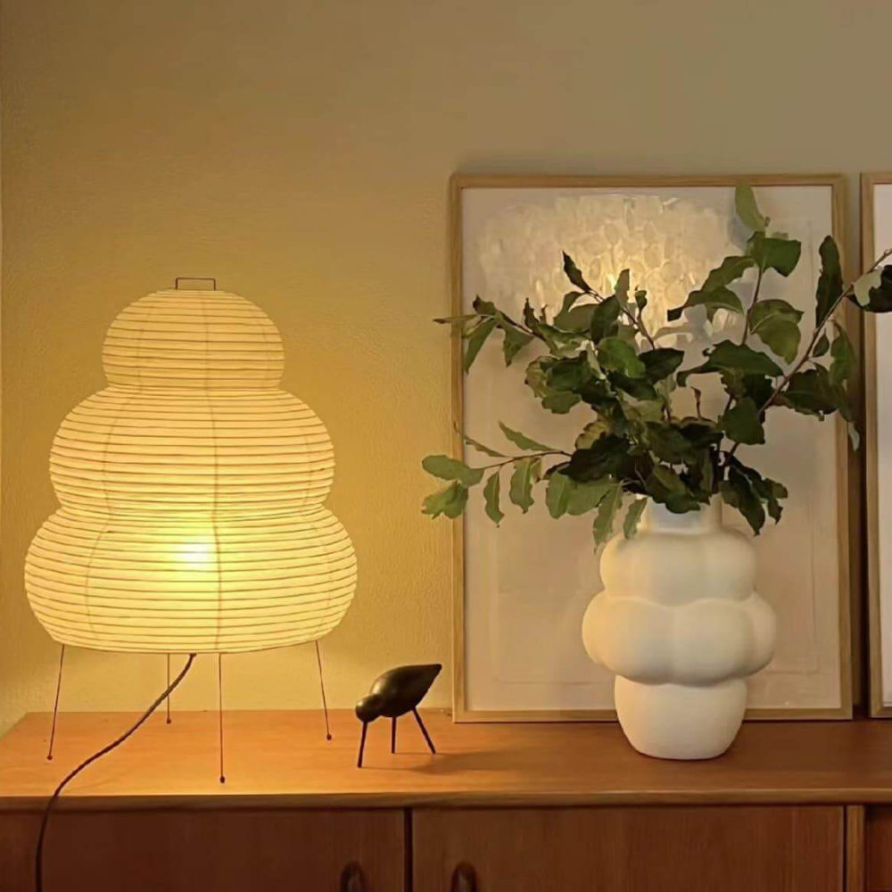 Japanische Reispapier-Tischlampe mit vier Beinen – Wabi Sabi gestufte Laterne