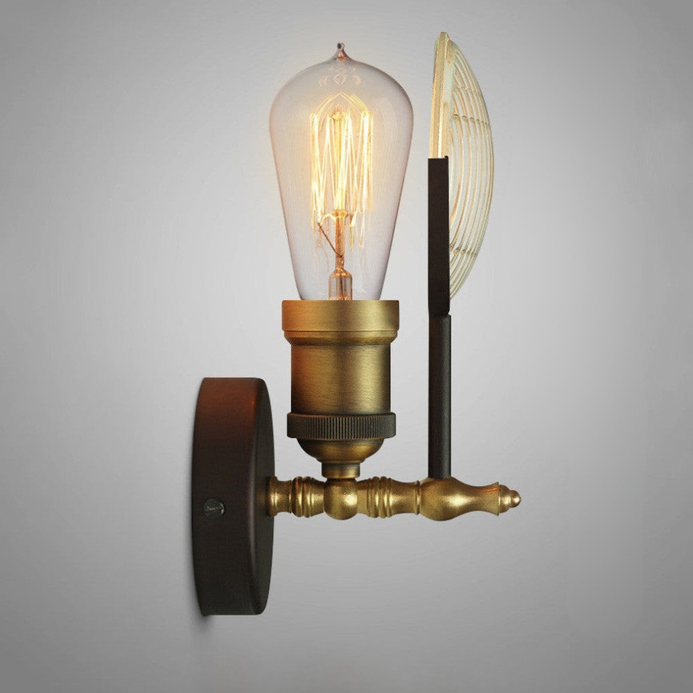 Industrielle Wandleuchte mit Fresnel-Glaslinse – Vintage geripptes Messing