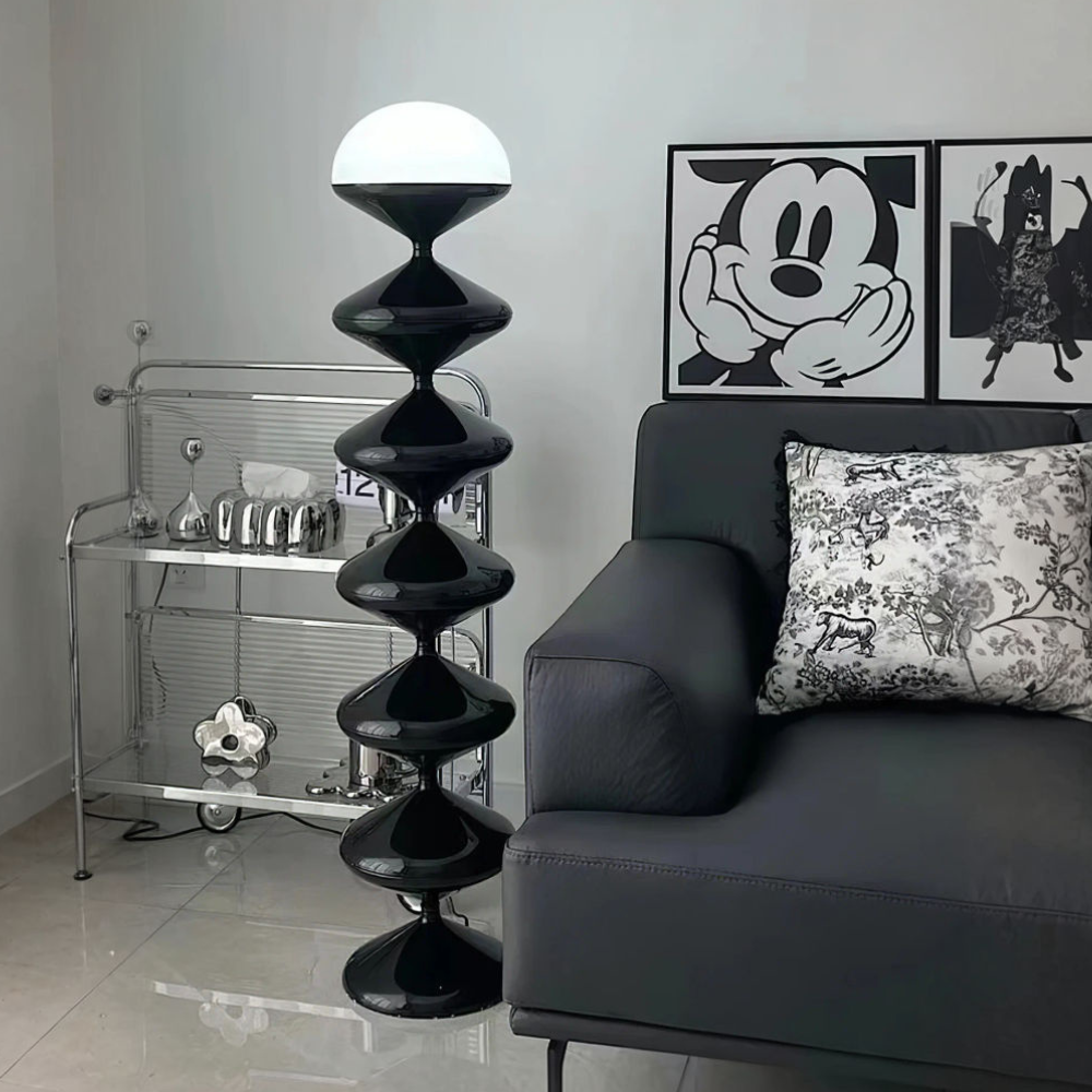 Moderne LED-Stehlampe mit gestapeltem Wellen-Glas – Mid-Century-Leuchte