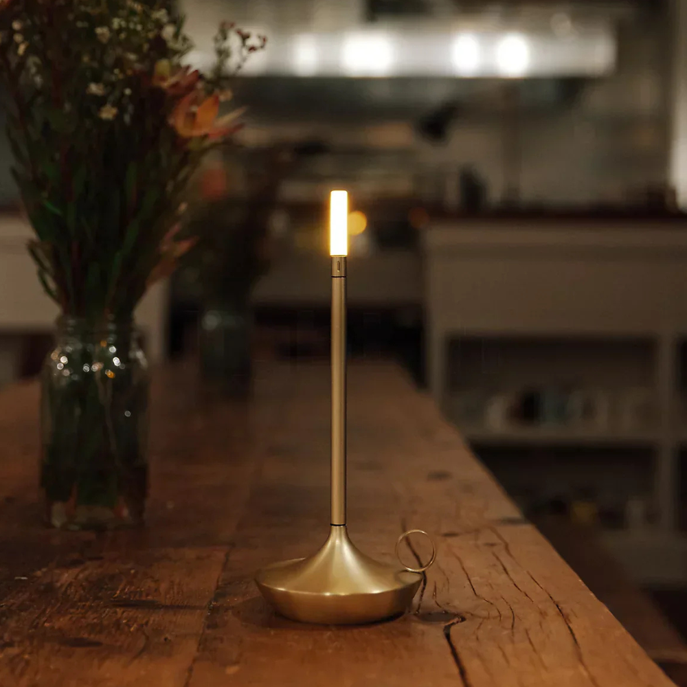 Lampe de bureau à bougeoir avec batterie rechargeable – Veilleuse effilée en aluminium brossé