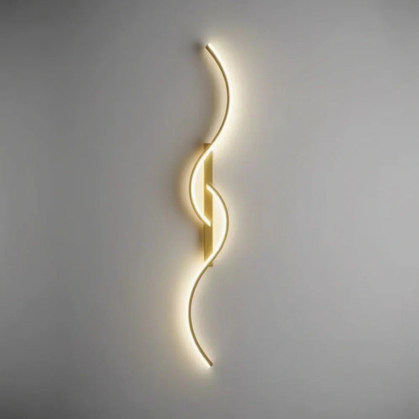Minimalist Wavy Chic LED Wall Light