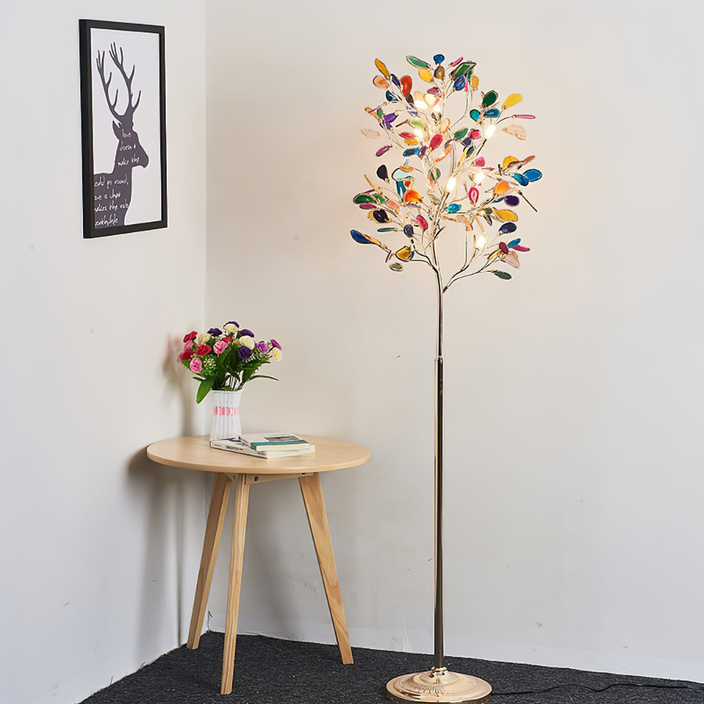 Stehlampe mit natürlichen Achatstein-Blättern und Metallgestell in Astform