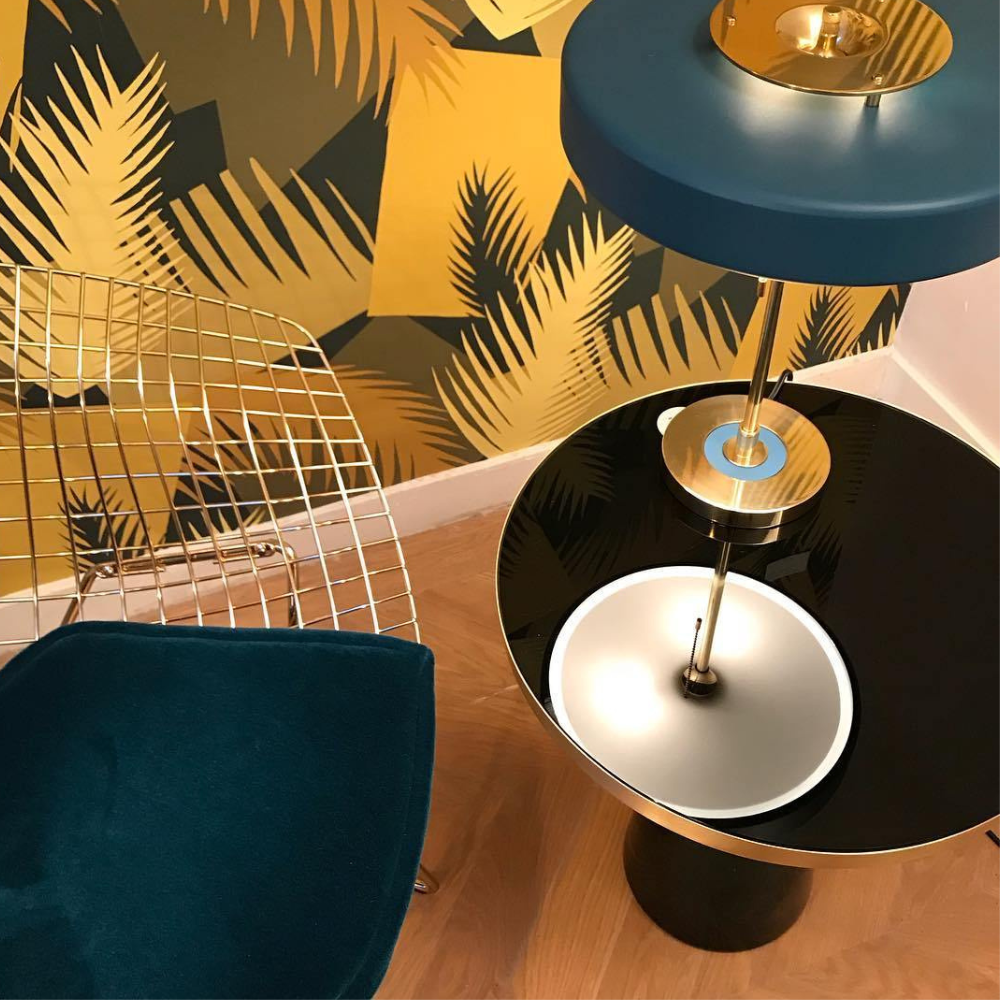 Tischlampe aus gesponnenem Metall mit Zugkette und Acryl-Diffusor – Industrial