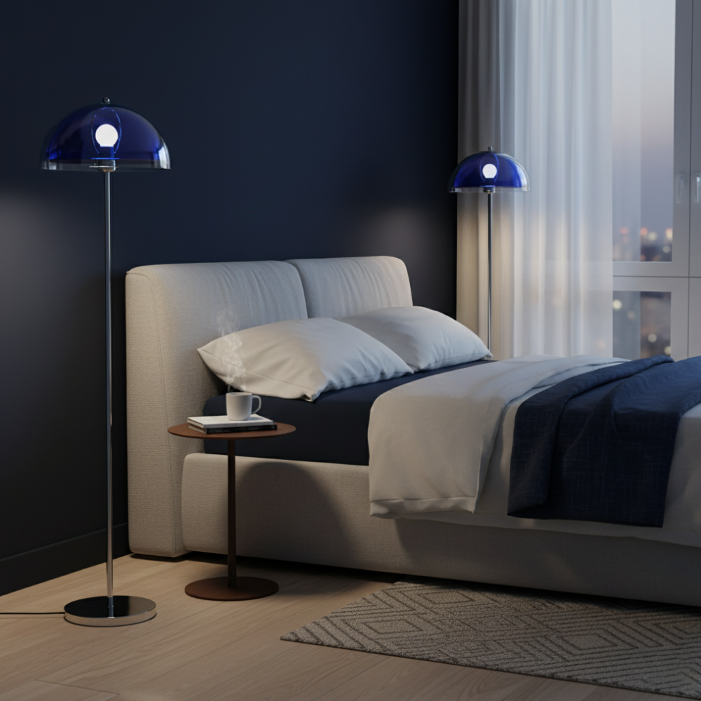 Stehlampe mit doppellagigem Acrylkuppel-Schirm und verchromtem Metallständer