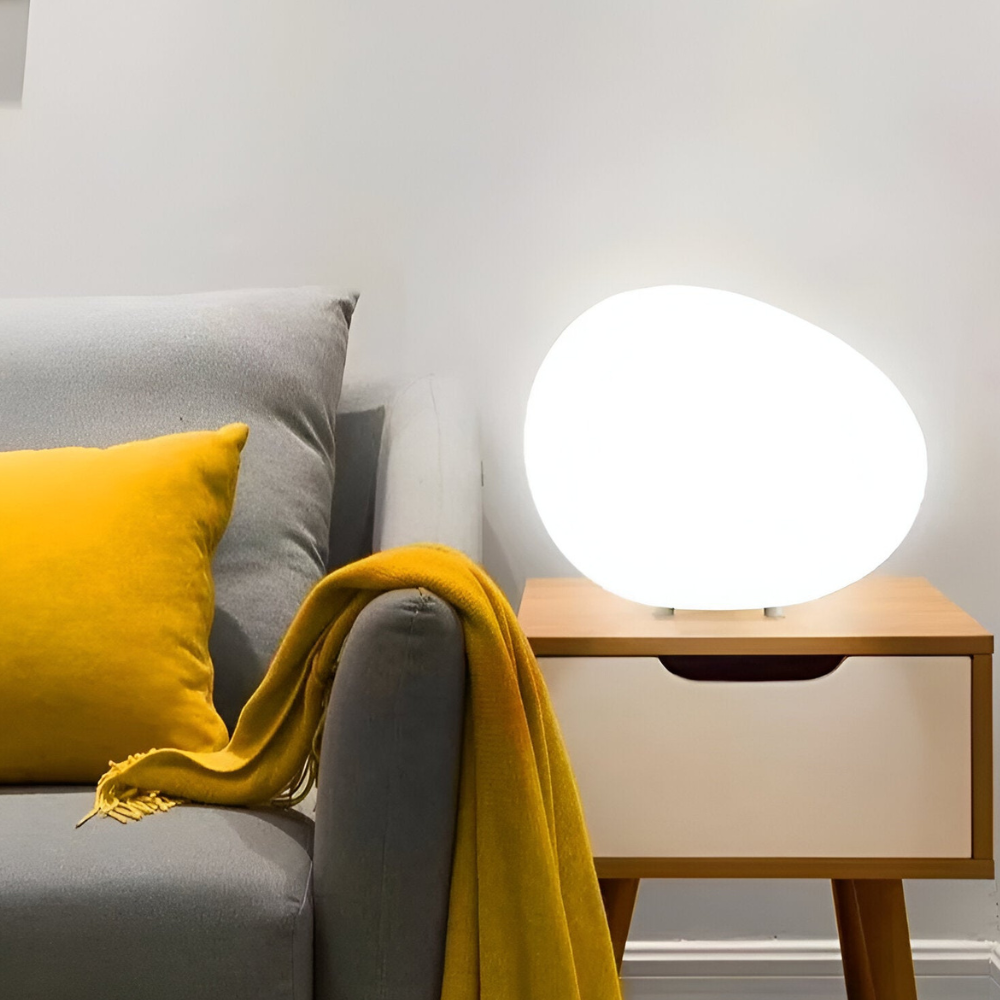Japandi Pebble Steh- und Tischlampe – Asymmetrischer Organischer Glow-Stein
