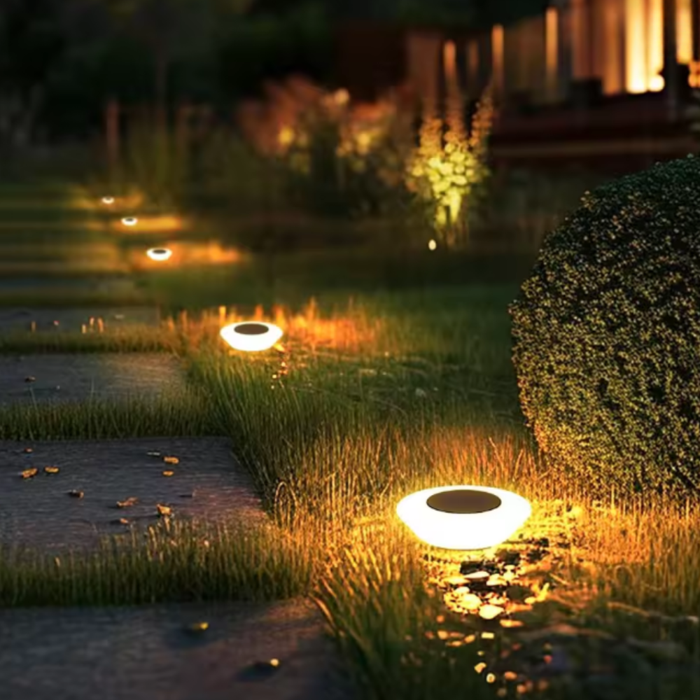 Lanterne solaire extérieure pour allée avec tête et piquet de jardin