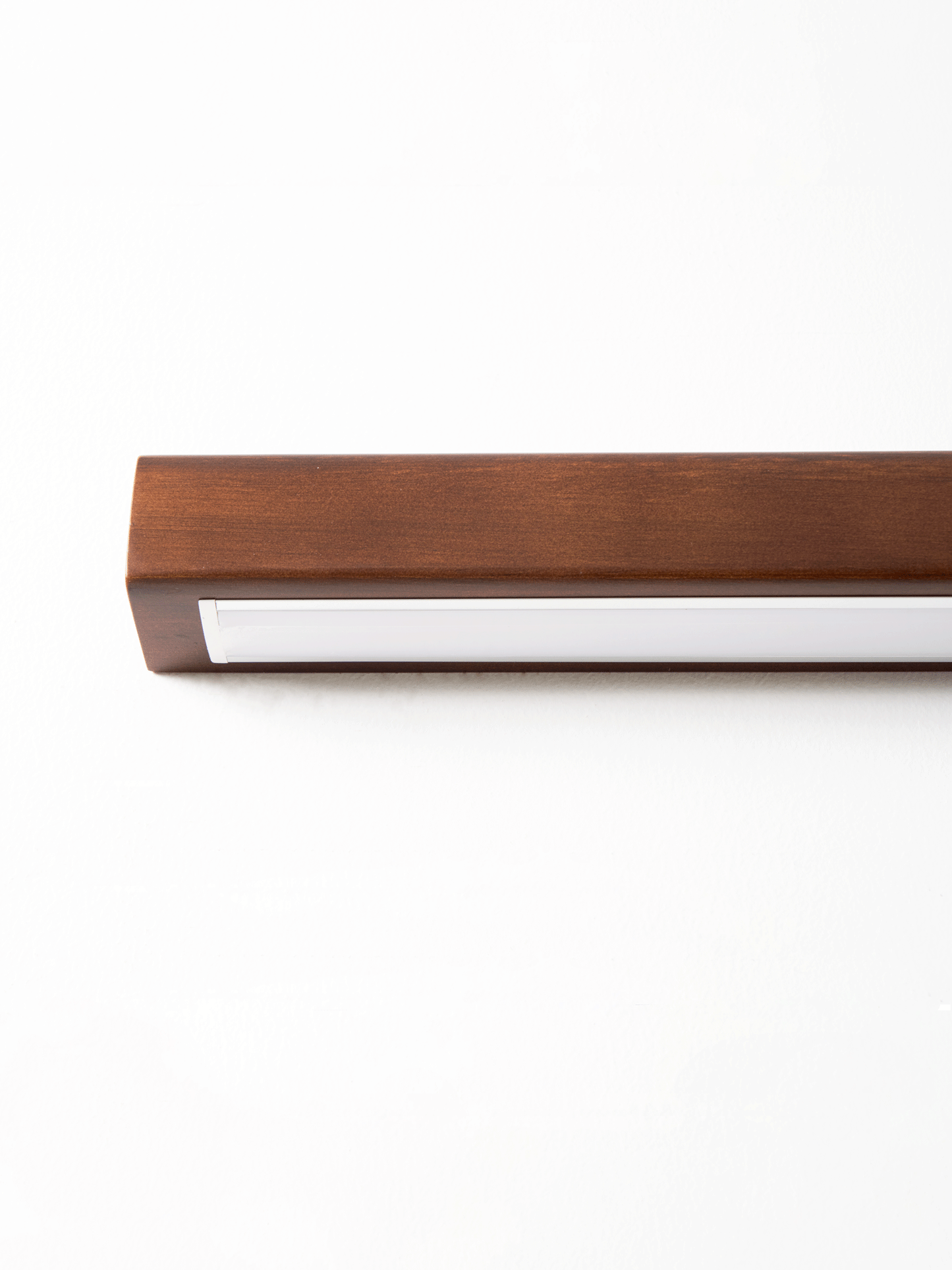 Ridge Wall Light