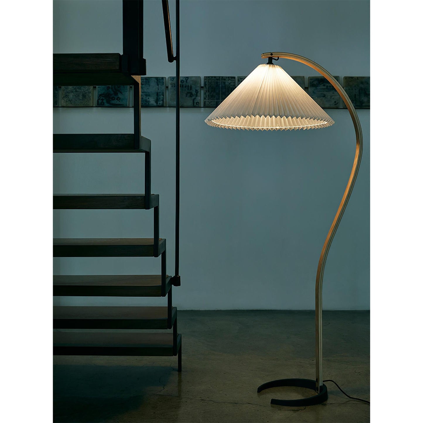Shepherd Floor Lamp