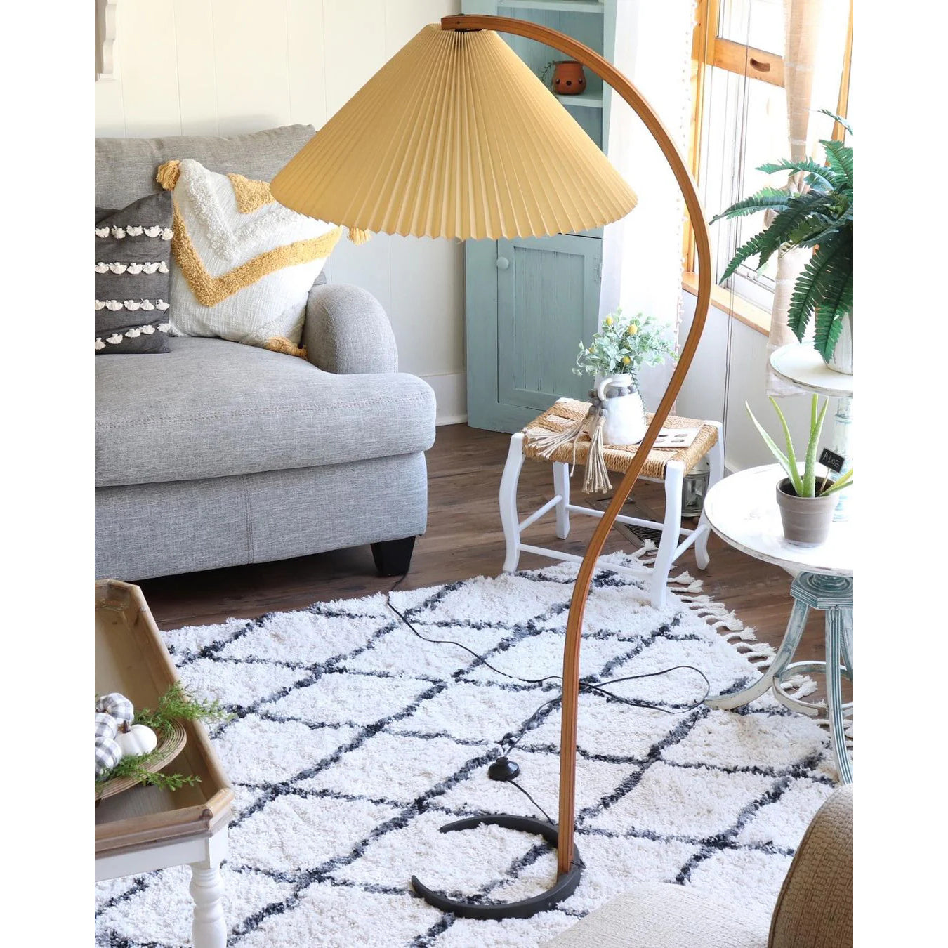 Shepherd Floor Lamp