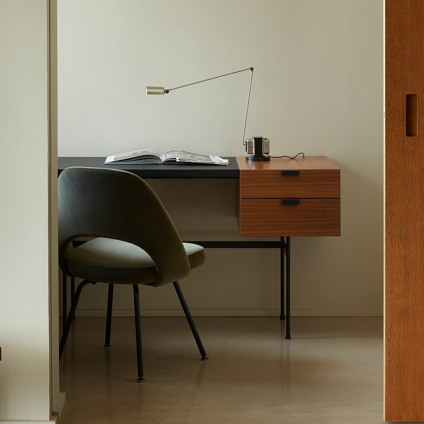 Scribe Desk Lamp