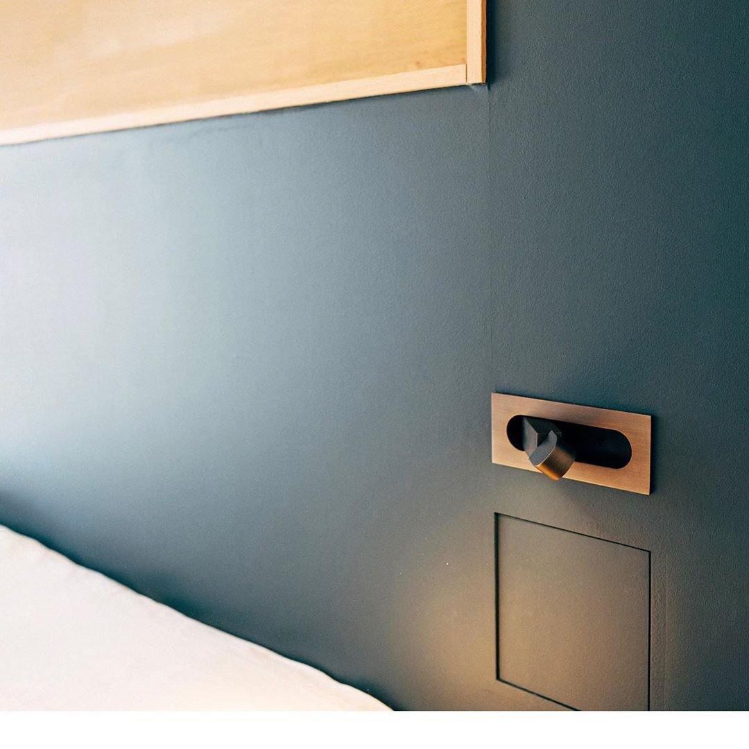 Aside Bedoom Light