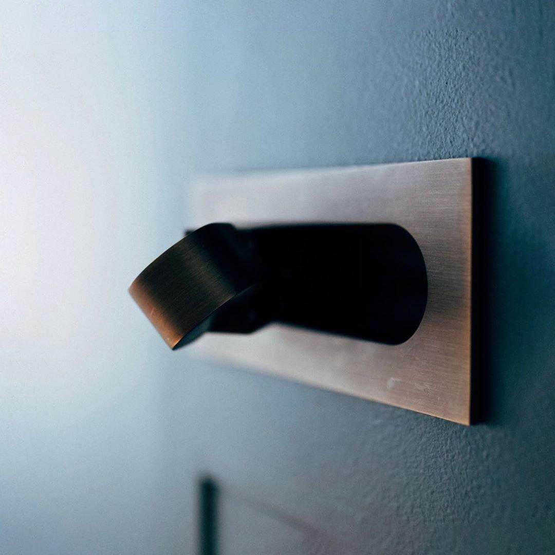 Aside Bedoom Light