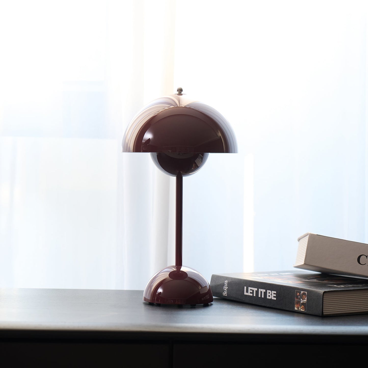 Duomo Portable Table Lamp