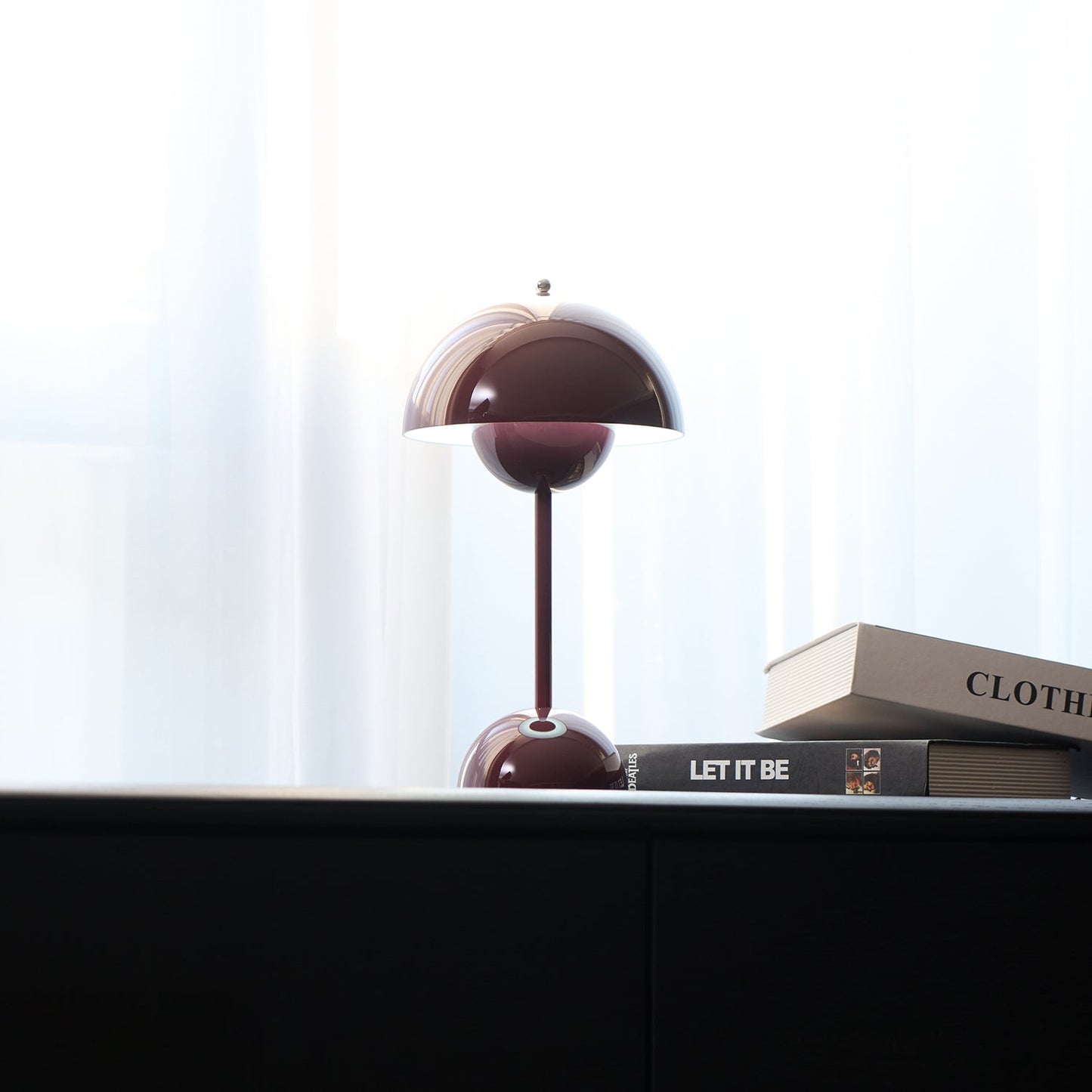 Duomo Portable Table Lamp