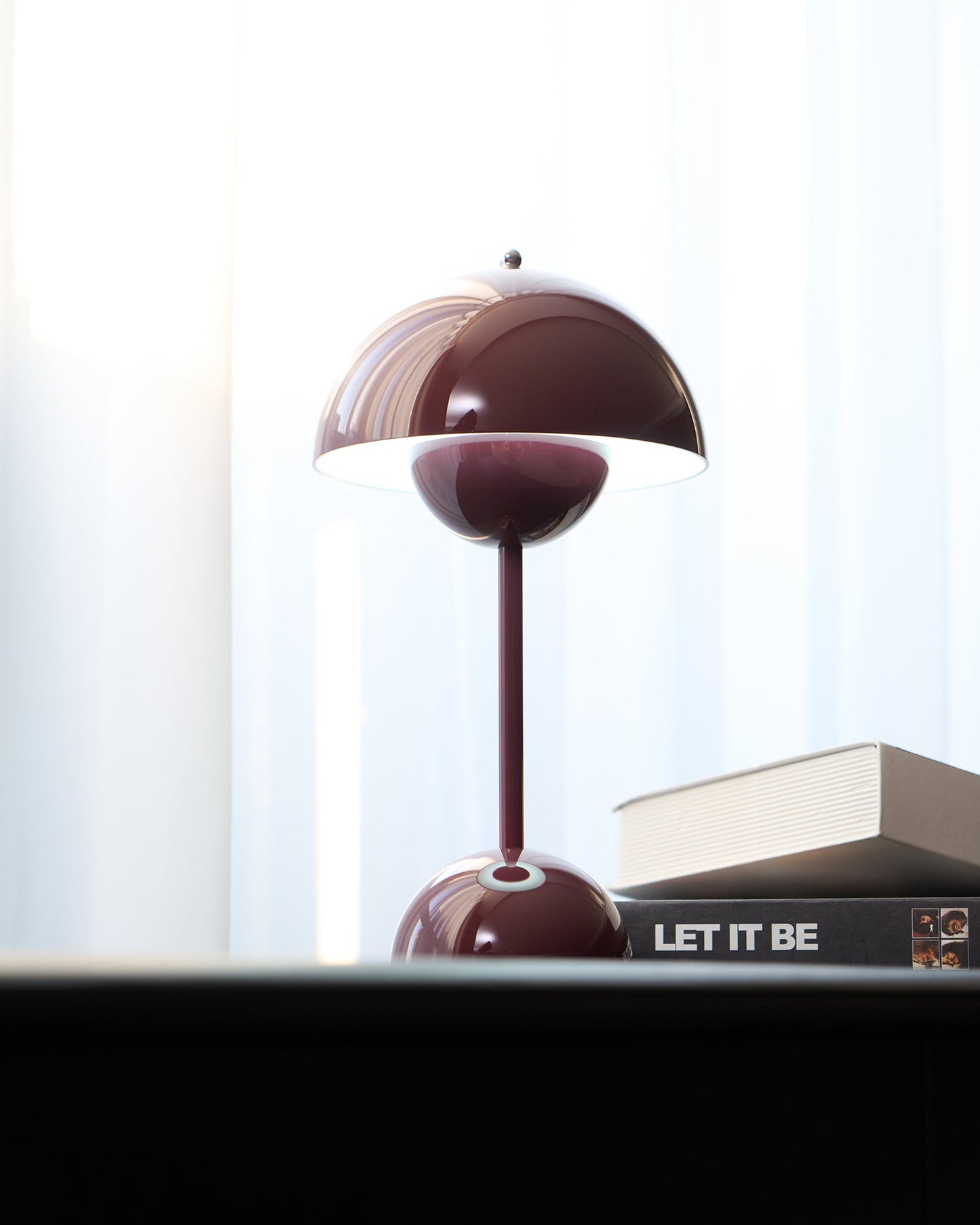 Duomo Portable Table Lamp