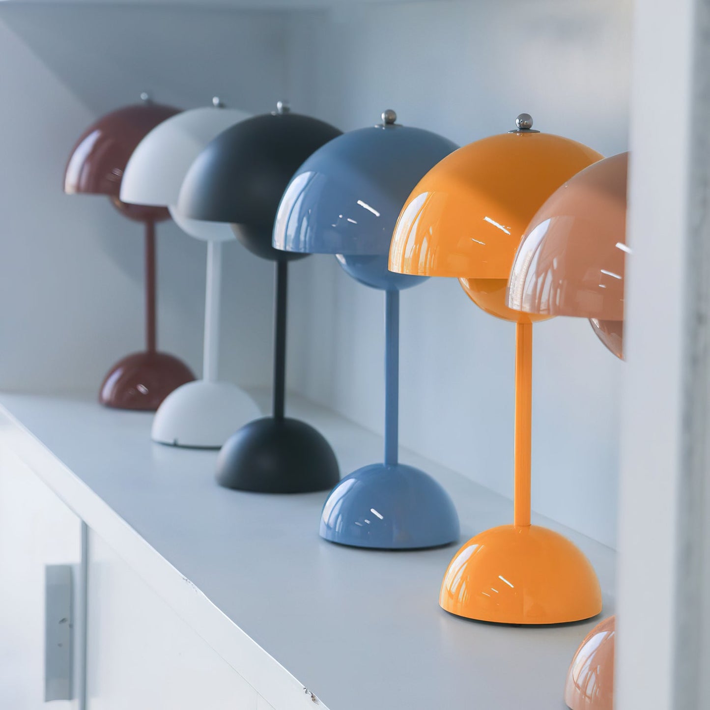 Duomo Portable Table Lamp