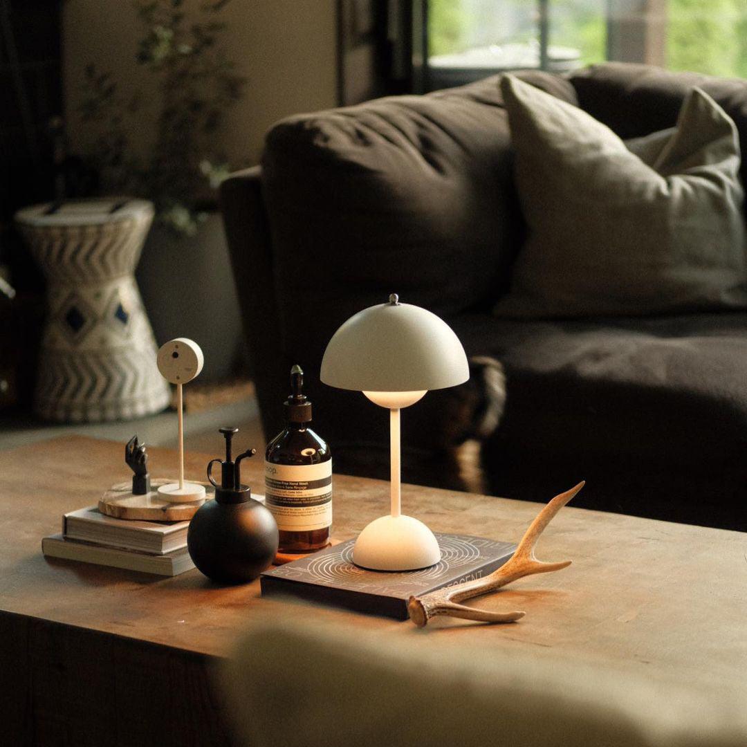Duomo Portable Table Lamp