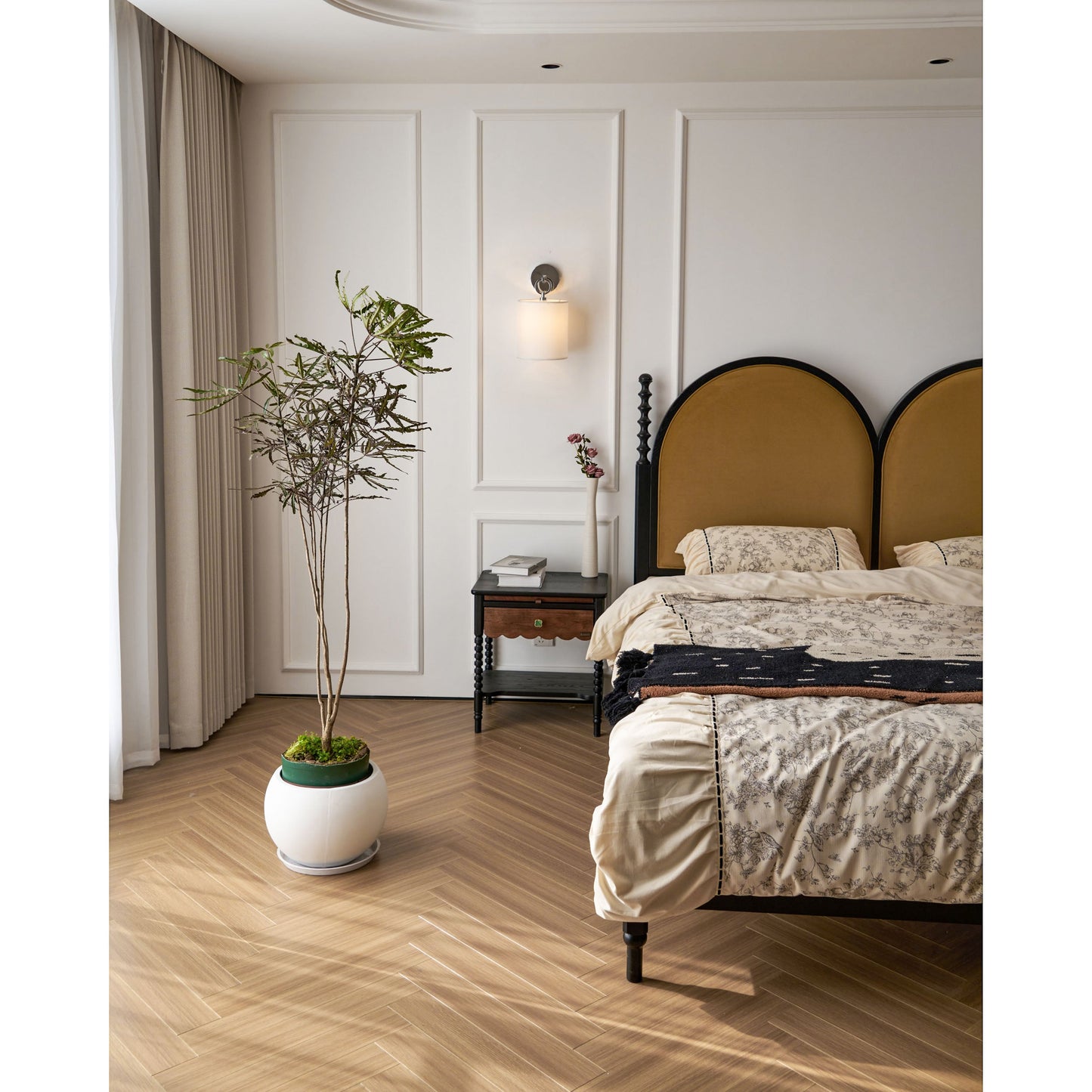 Signet Wall Sconce