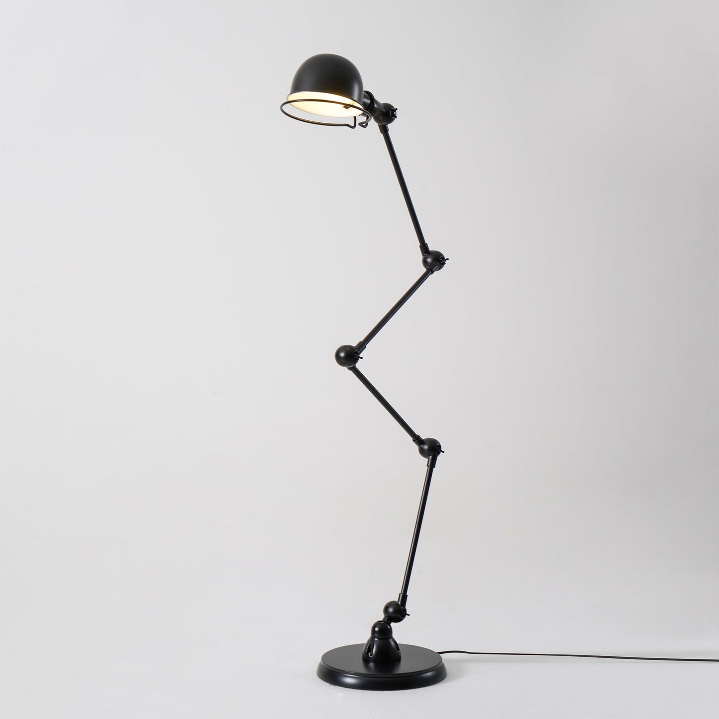 Atelier Floor Lamp