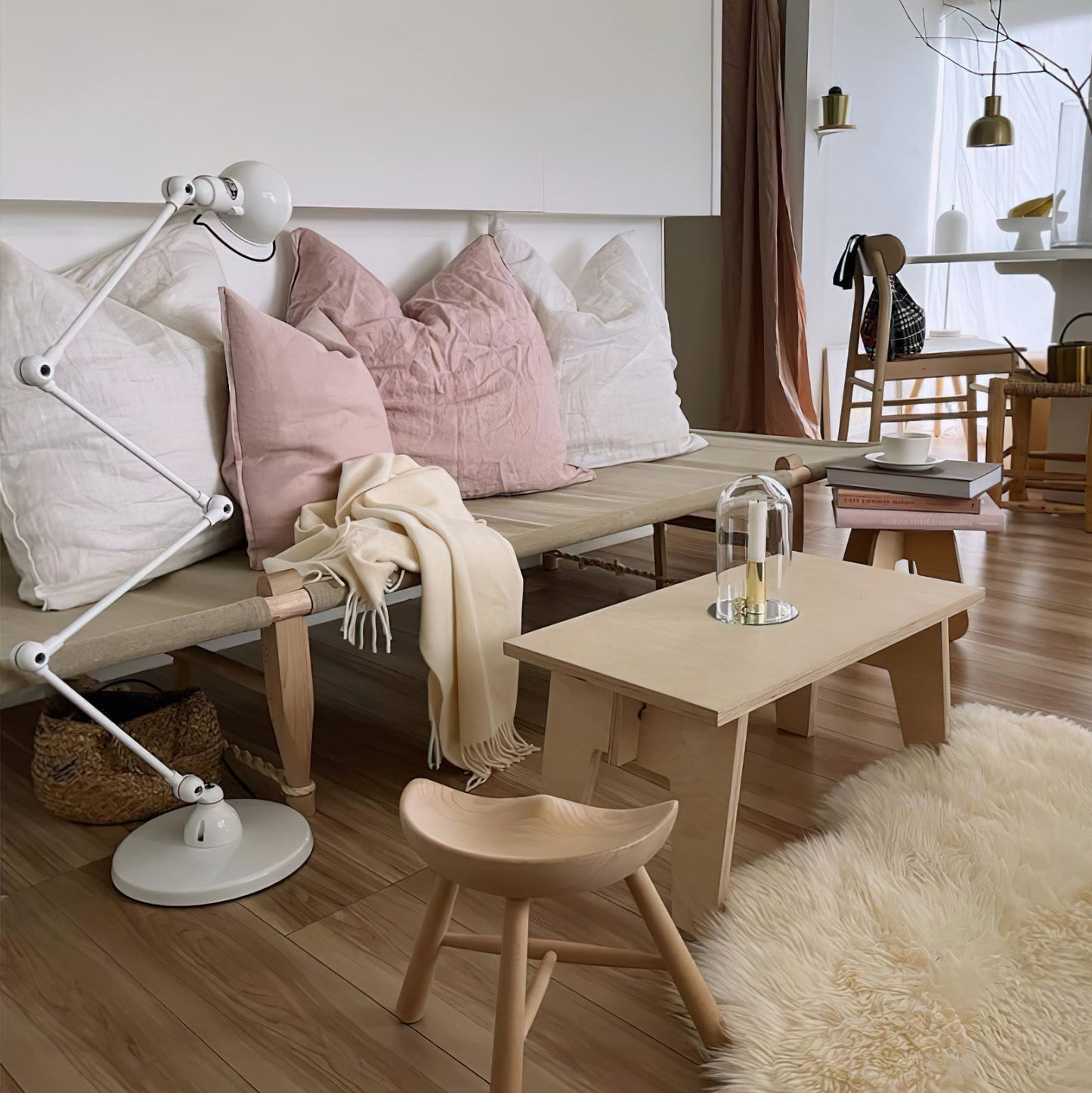 Atelier Floor Lamp