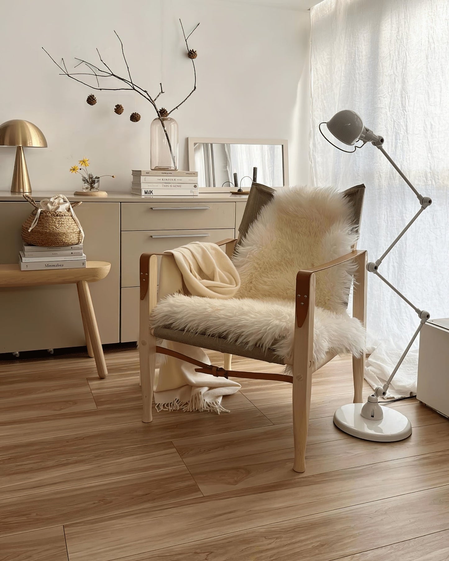 Atelier Floor Lamp