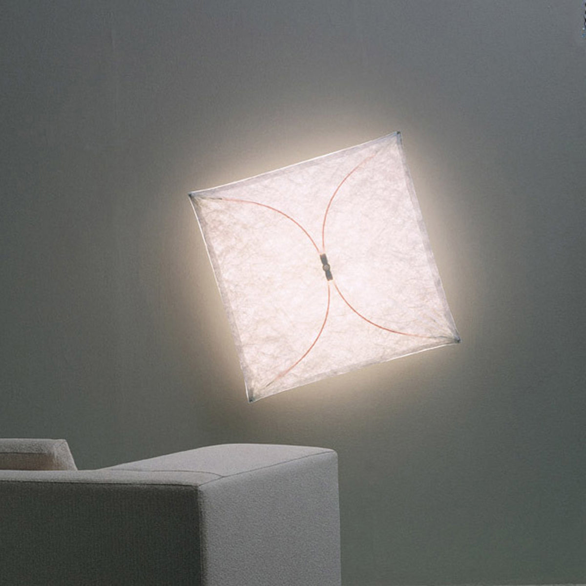 Kite Wand- & Deckenleuchte
